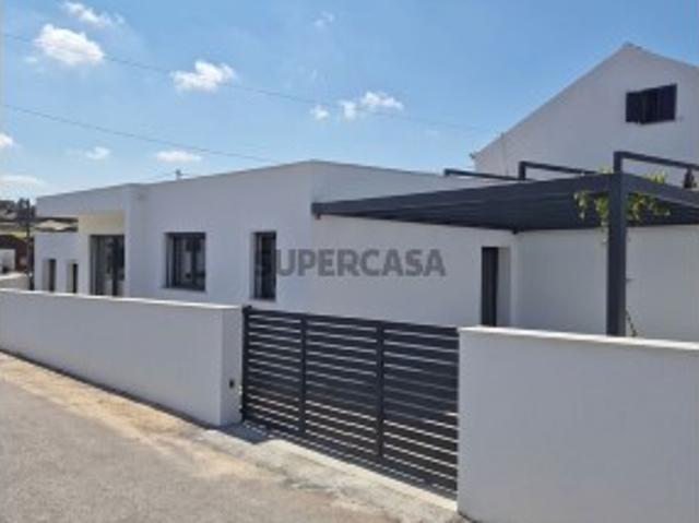 Casa venda em Ramalhal, Torres Vedras
