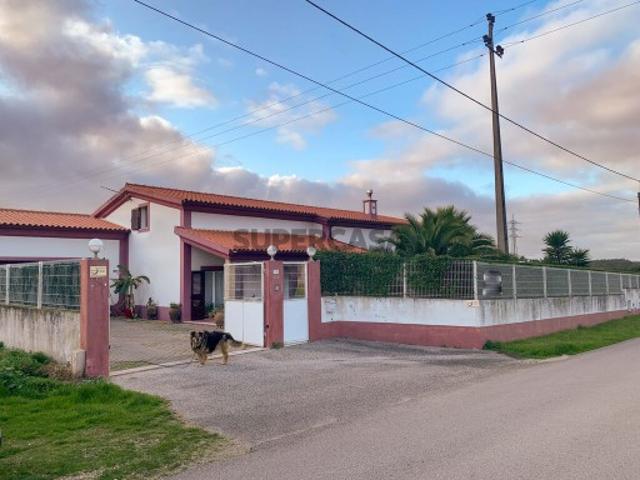 Casa venda em Rio Maior, Santarém