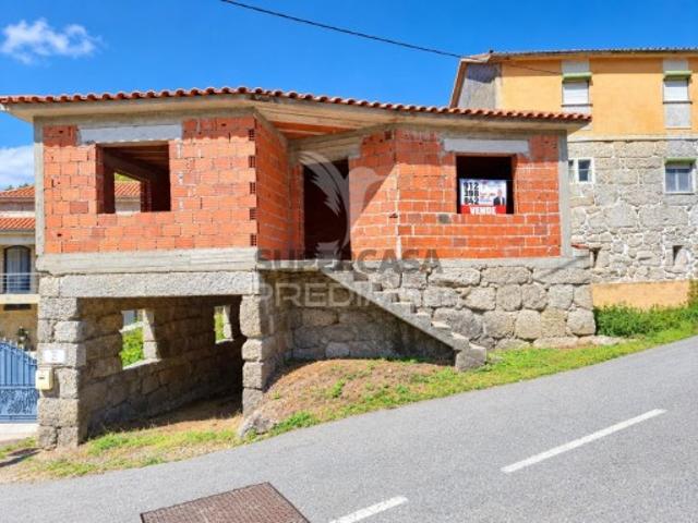 Casa venda em Parada Do Bouro, Braga