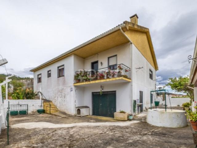 Casa venda em Santa Catarina, Caldas da Rainha