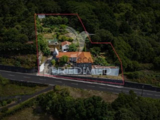 Casa venda em Açores, Velas