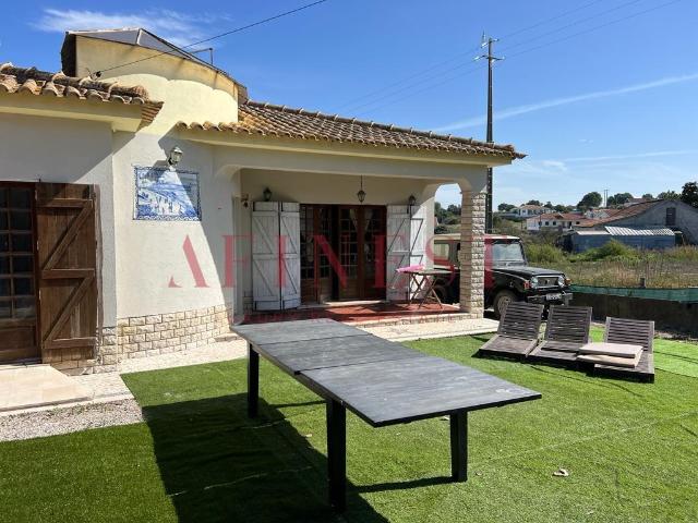 Vivenda venda em Caixas, Castelo, Sesimbra