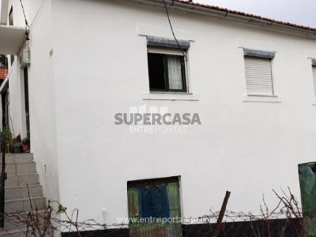 Casa venda em Barlioso, Baião