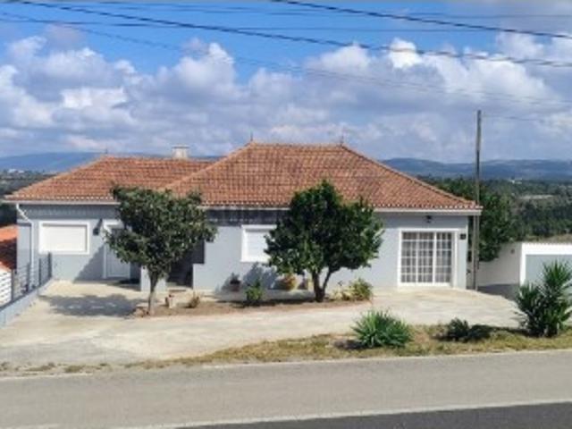 Casa venda em Turquel, Alcobaça