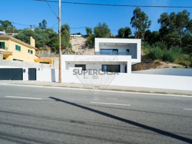 Casa venda em Venda do Pinheiro e Santo Estêvão das Galés, Mafra