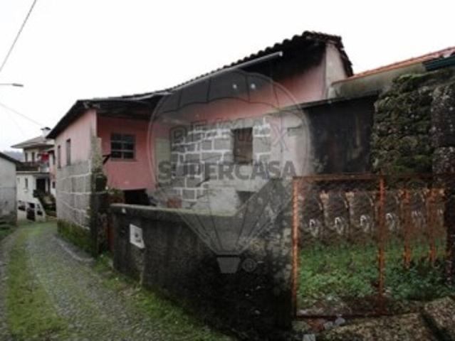 Casa venda em Parada Do Bouro, Braga