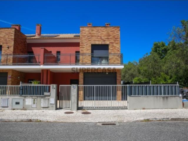 Casa venda em Urbanização dos Cerejais, Santiago Dos Velhos