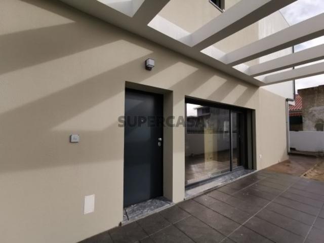 Casa venda em Fernão Ferro, Seixal