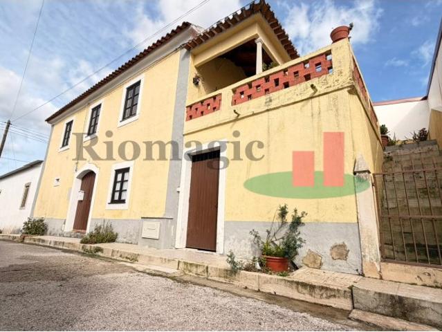 Casa venda em Rio Maior, Santarém