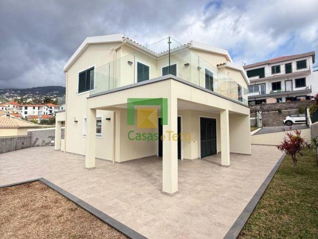 Vivenda venda em Louros, Funchal