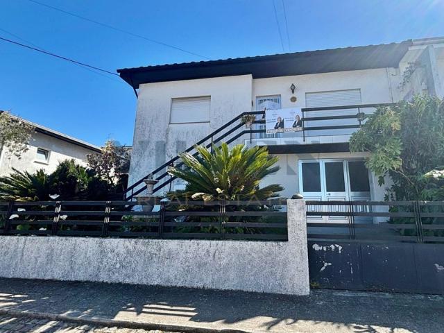 Casa venda em Bougado (São Martinho e Santiago), Trofa