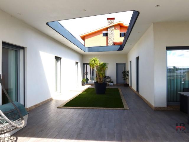 Casa venda em Minhoteira, Gondomar