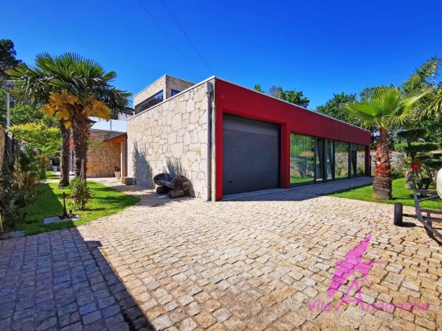 Casa venda em Vila Praia De Âncora