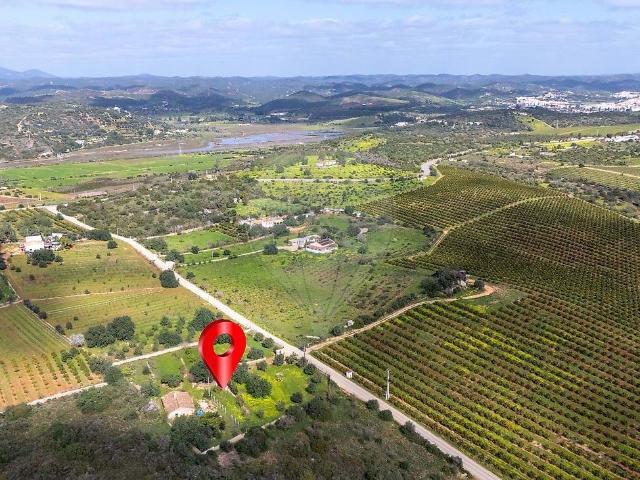 Casa venda em Estômbar, Faro