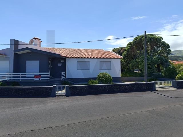 Casa venda em Açores, Porto Martins