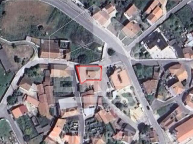 Casa venda em Alcanena, Santarém