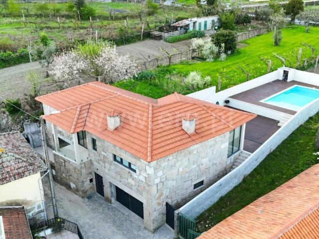Casa venda em Várzea do Douro, Várzea