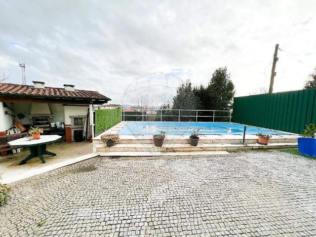 Casa venda em Felgueiras, Pombeiro De Ribavizela