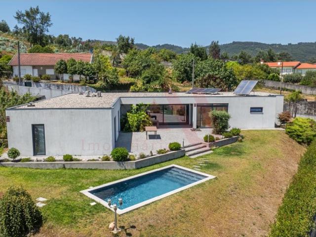 Casa venda em Vila Nova de Sande, Guimarães