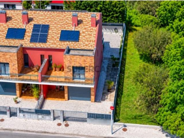 Casa venda em Urbanização dos Cerejais, Santiago Dos Velhos