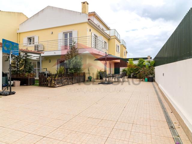 Casa venda em Santiago Dos Velhos, Lisboa