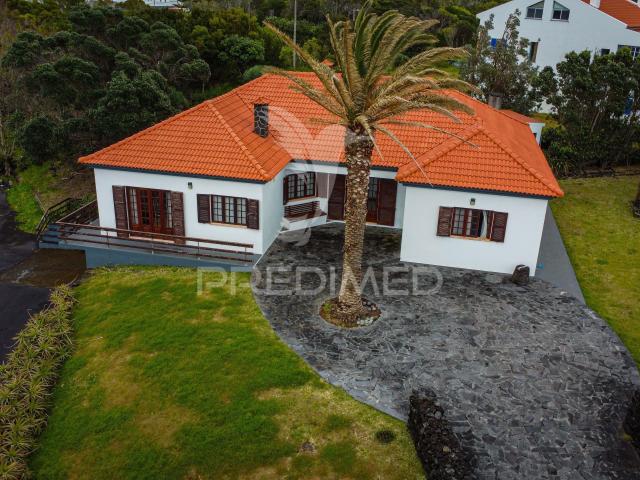 Casa venda em Açores, Velas