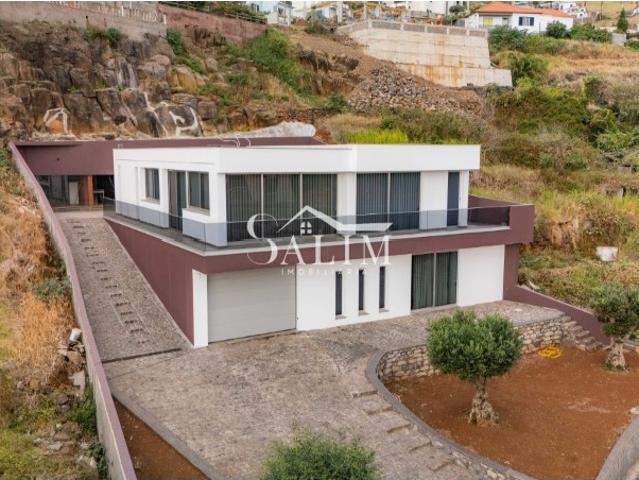 Casa venda em Caniçal, Machico