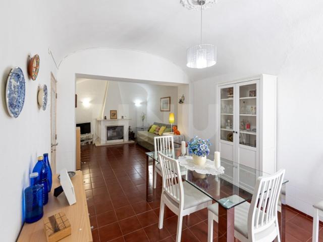 Casa venda em São Mamede