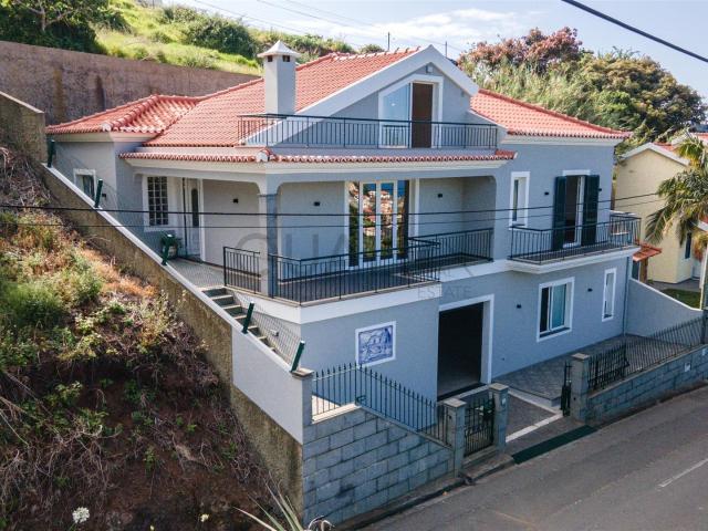 Vivenda venda em Canhas, Canhas