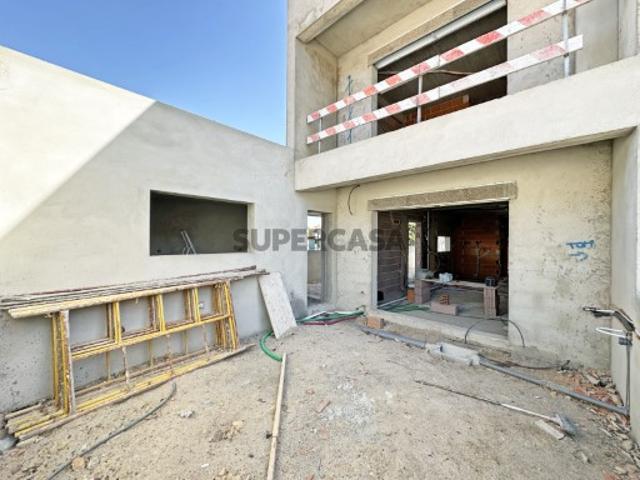 Casa venda em Fernão Ferro, Seixal