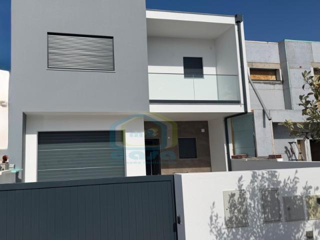 Casa venda em Casal Cochim, Torres Vedras
