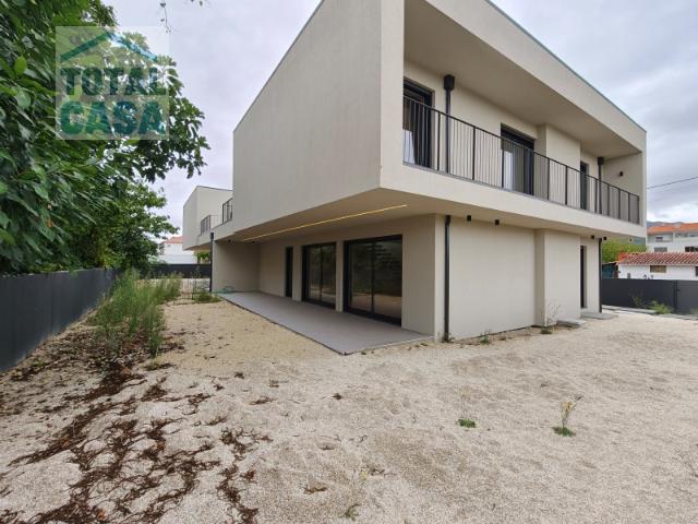 Casa venda em Valença, Viana Do Castelo