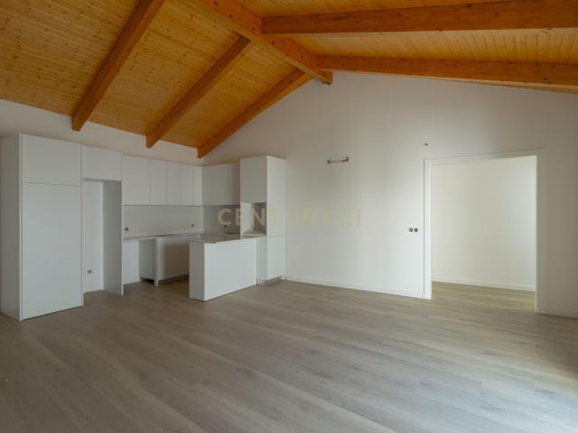 Casa venda em Casal dos Matos, Leiria