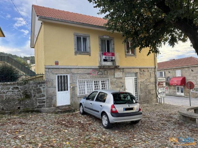 Casa venda em Oliveira De Frades, Viseu