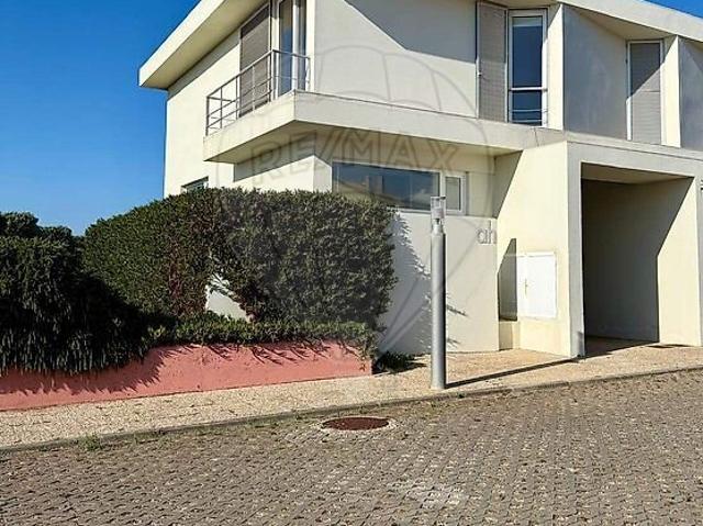 Casa alugar em A dos Cunhados, Torres Vedras