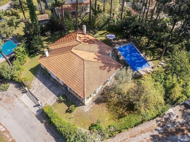 Casa alugar em Herdade da Aroeira, Almada