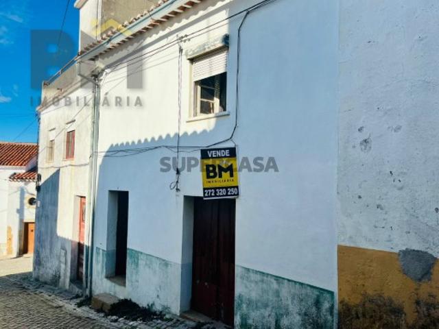 Casa venda em Castelo Branco, Salgueiro do Campo