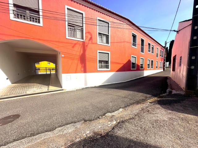 Casa venda em Bucelas, Bairro Solcasa