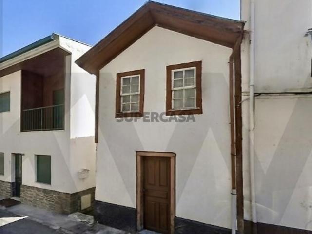 Casa venda em Sergude, Peso Da Régua
