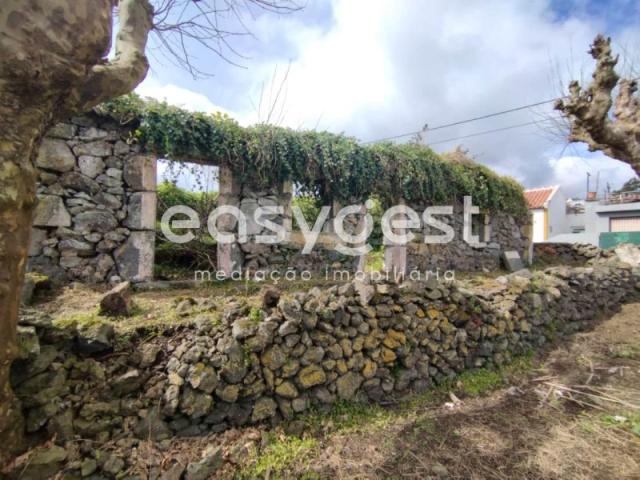 Casa venda em Açores, São Bartolomeu De Regatos