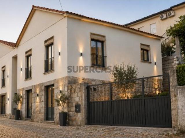 Casa venda em Mourilhe, Viseu