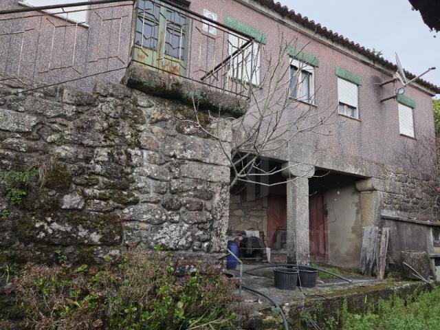 Casa venda em Alvito (São Pedro e São Martinho) e Couto, Arcozelo