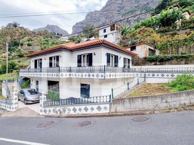 Vivenda venda em Câmara De Lobos, Ilha Da Madeira