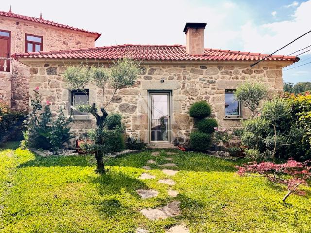 Casa venda em Ferreira, Formariz e Ferreira