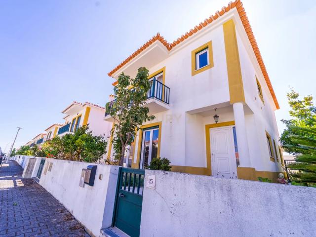 Casa venda em Serra d'El-Rei, Peniche