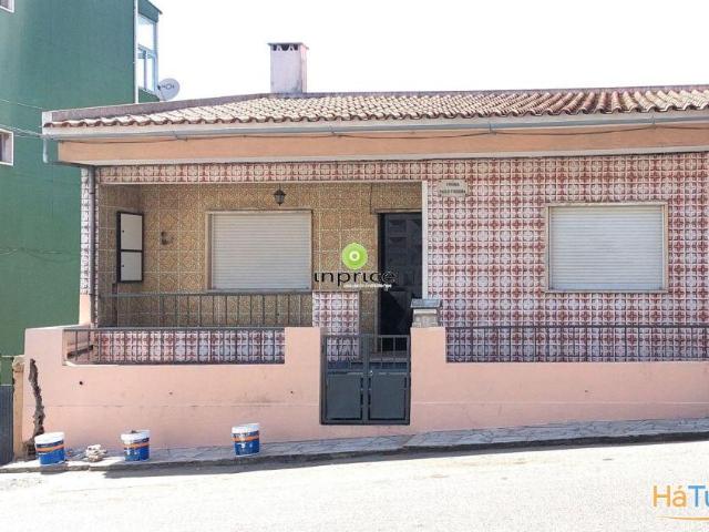 Apartamento alugar em Santiago Dos Velhos, Lisboa
