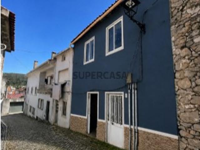 Casa venda em Alcanena, Santarém