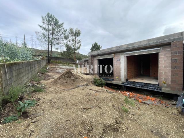 Casa venda em Póvoa De Lanhoso, Braga