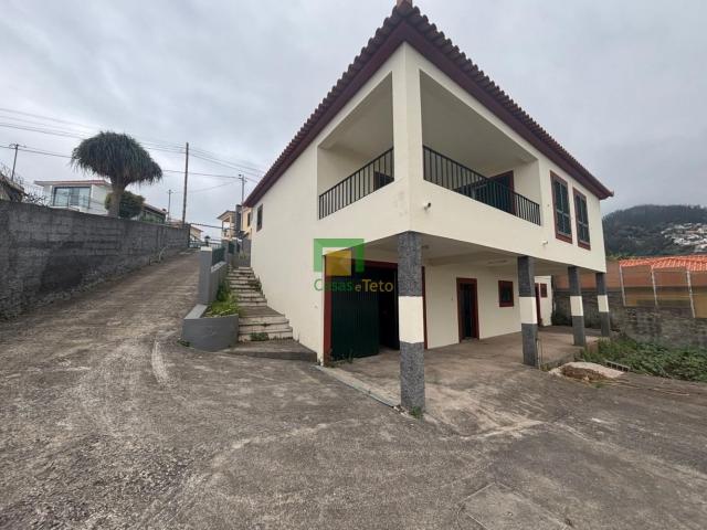 Vivenda venda em Encruzilhadas, Funchal