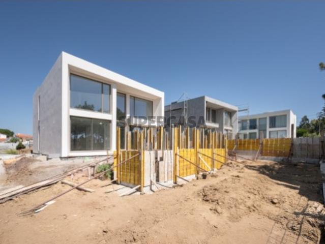 Casa venda em Praia das Maçãs, Sintra